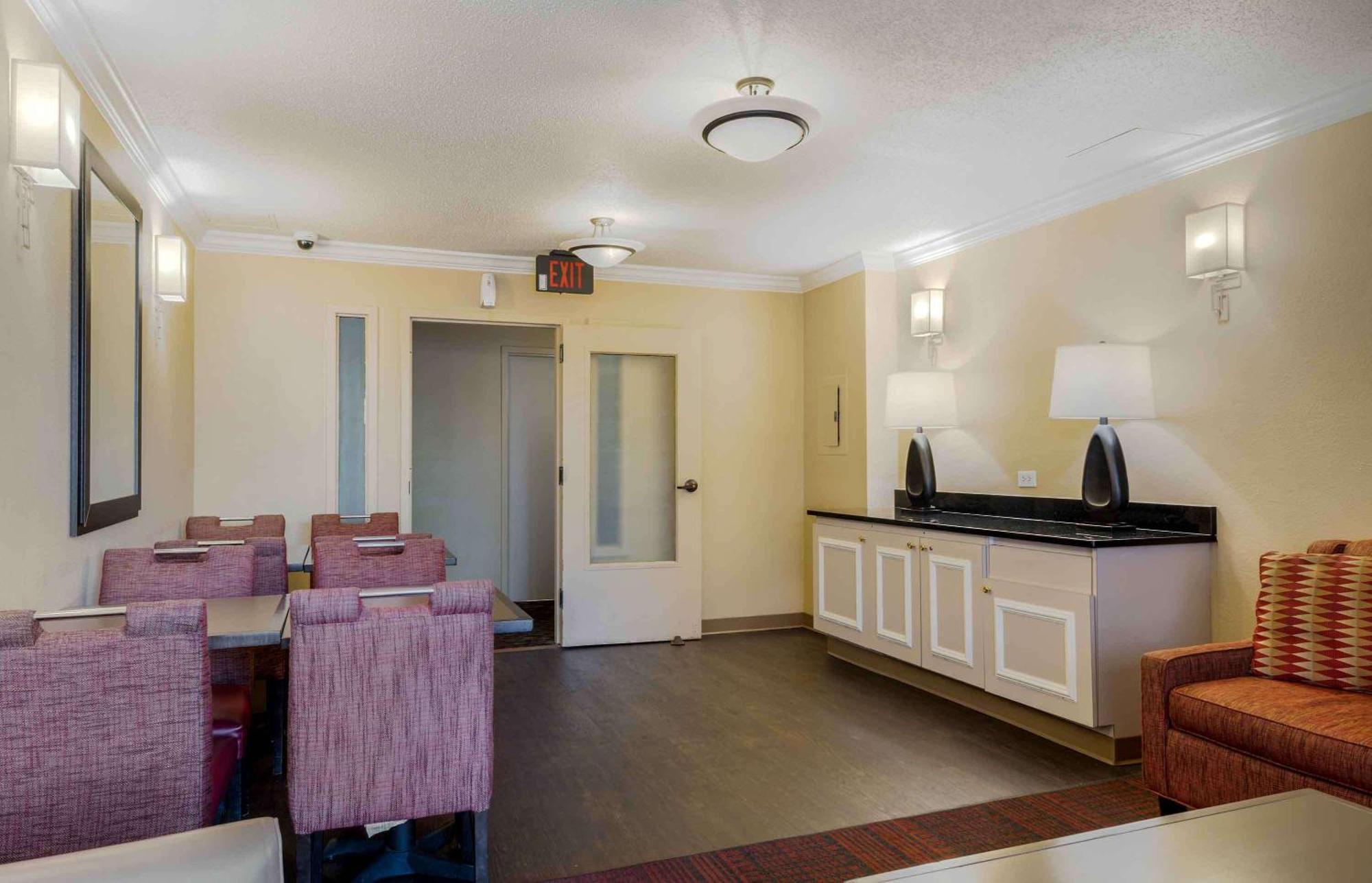 Extended Stay America Suites - Boston - Waltham - 52 4Th Ave Exterior photo
